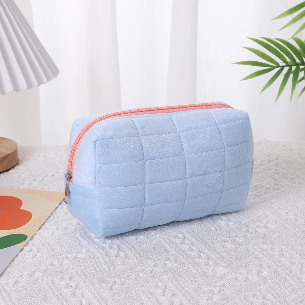 Cosmetic Bag Plush Pink Makeup Pouch Large Capacity Travel Toiletry BagOrganizer Makeup 2025 Storage Female Travel Wash Pouch