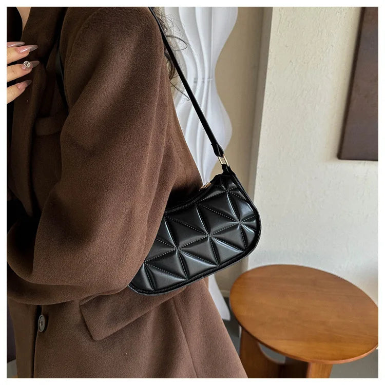 New Solid Color Casual Women's Handbags Shoulder Bag with Niche Retro Design Fashionable and Trendy Leather Crossbody Bags