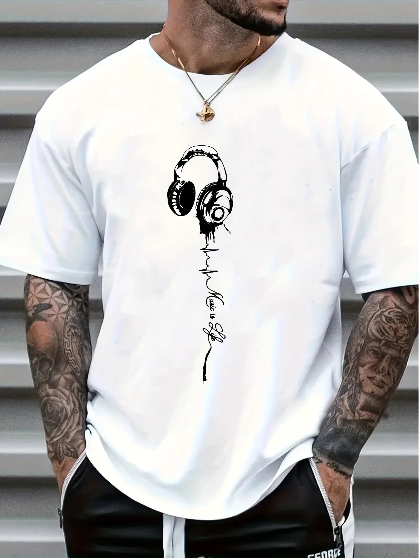 Men's summer earphones with letter print, breathable and comfortable round neck T-shirt, outdoor sports and leisure top