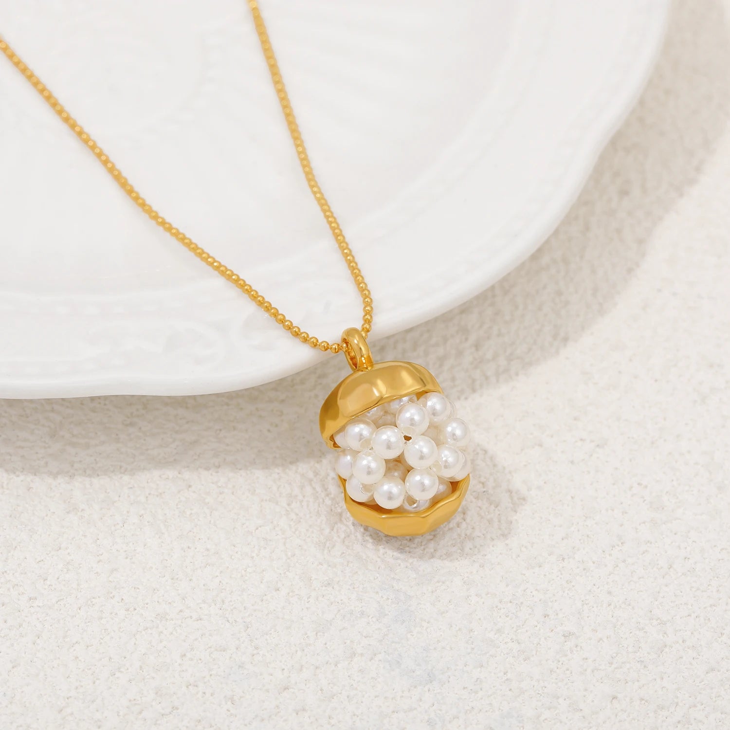 18K Gold Plated Pearls Pendant Necklace Waterproof Stainless Steel Round Bead Chain Chunky Geometric Femal Party Jewelry Gifts