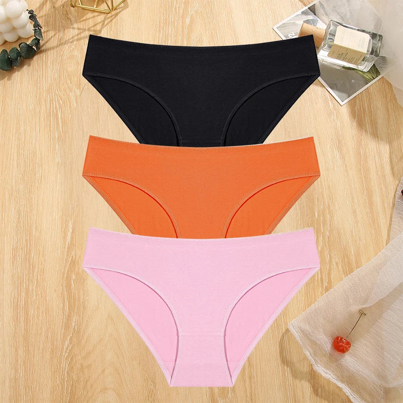 FINETOO 3PCS/Set S-XL Cotton Lingerie Panties Women Underwear Sexy Femme Underwear Women's Underpant Panty 8 Solid Color Briefs