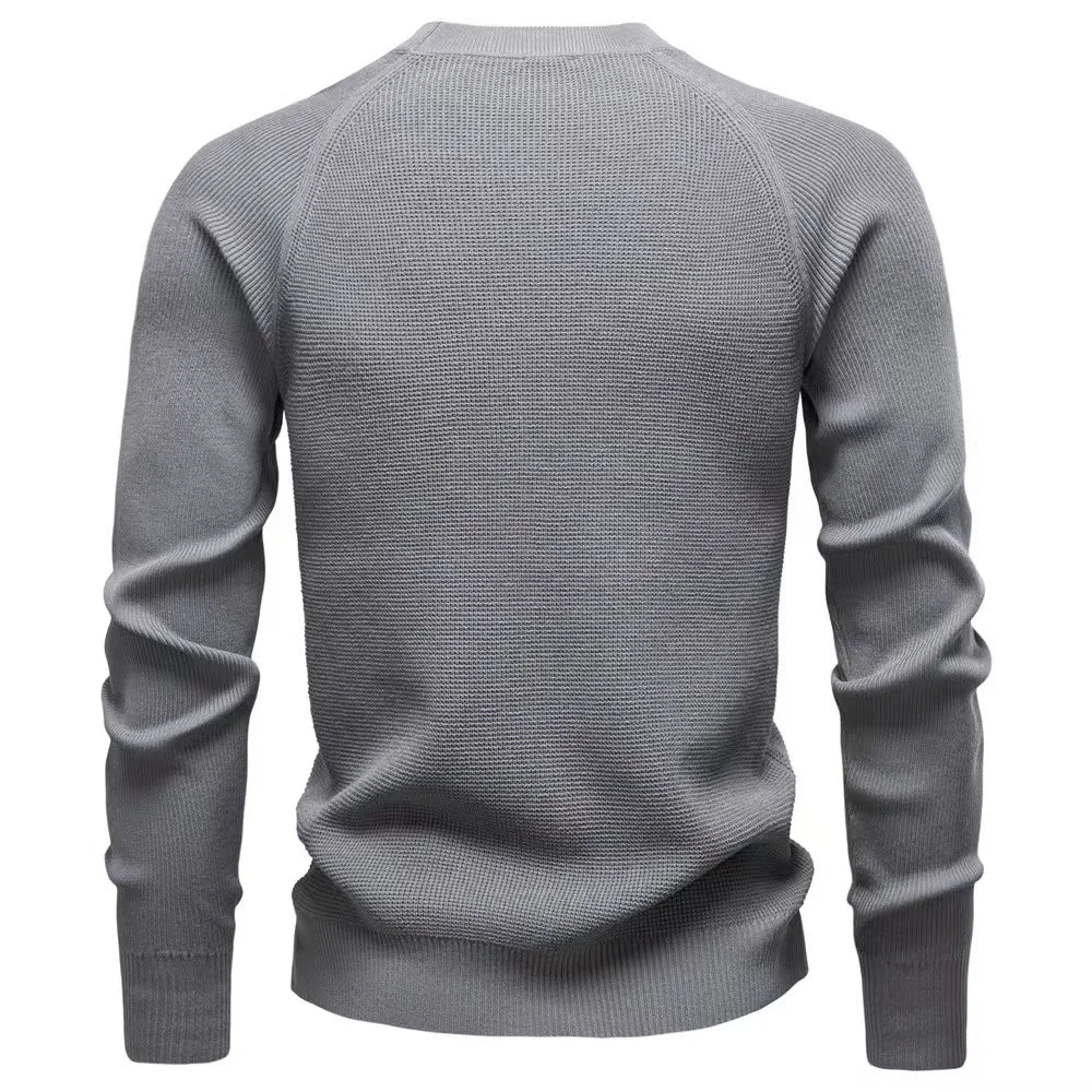 2025 autumn and winter new round-neck fashionable pure-color sweater for men, high-quality business casual knitted men's sweater