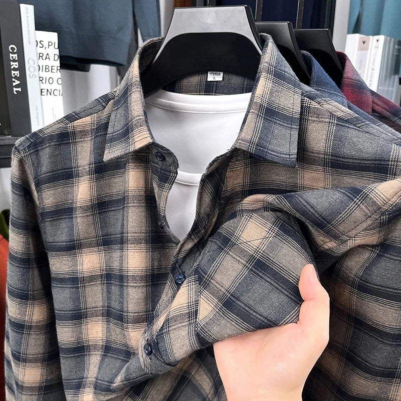 2025 Autumn New Men's Printed Striped Long Sleeved Shirt Casual Fashion Versatile Men's Top