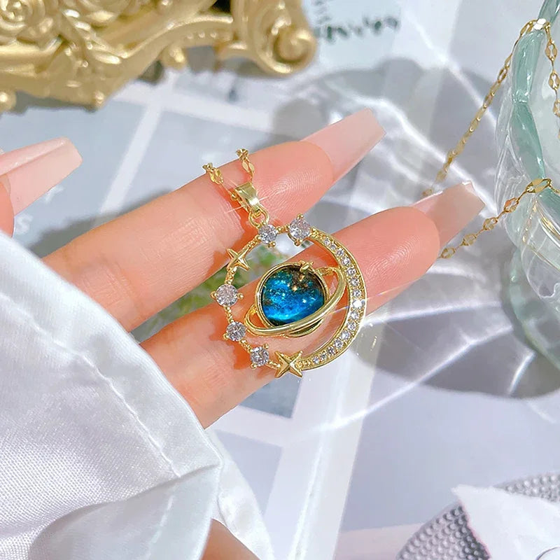 Exquisite Starry Sky Planet Light Luxury Temperament Necklace Star Moon Versatile Clavicle Chain Womens Christmas Jewelry Gift