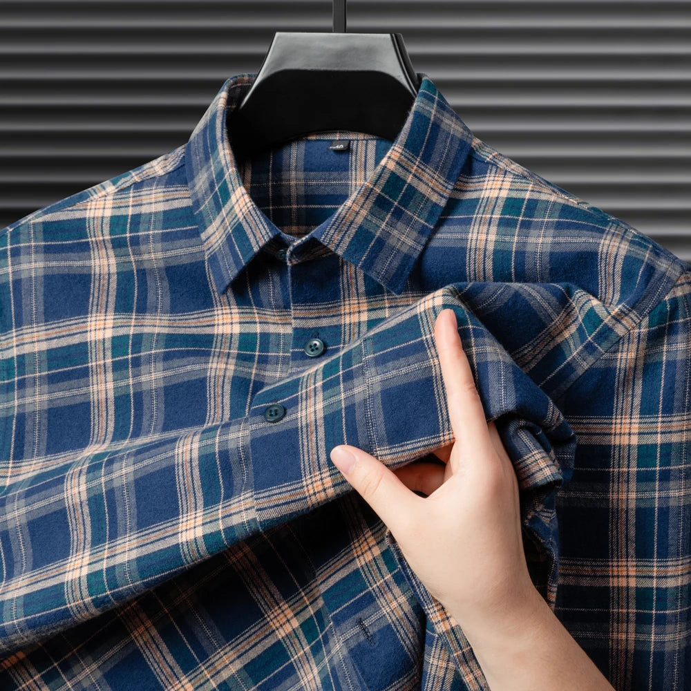 Men's Flannel Shirt Long Sleeve Plaid Button Down Shirts Regular Fit Casual Work Soft Cotton Tops Family Gathering with Pocket