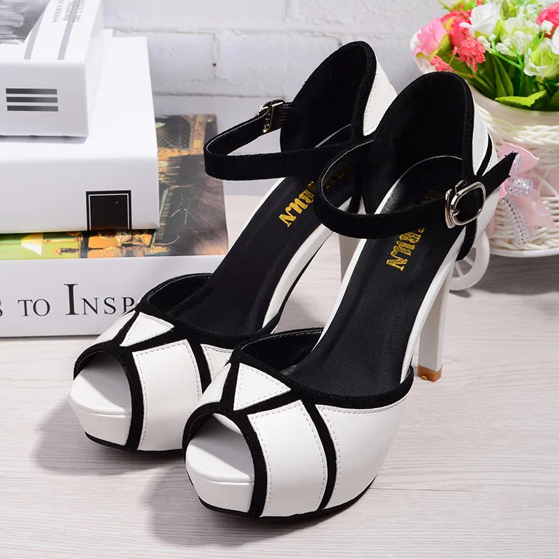 Shoes for Women Summer Hollow Buckle Women's Fashion Peep Toe Fashion High Heels Classic Banquet Female Sandals 34-41