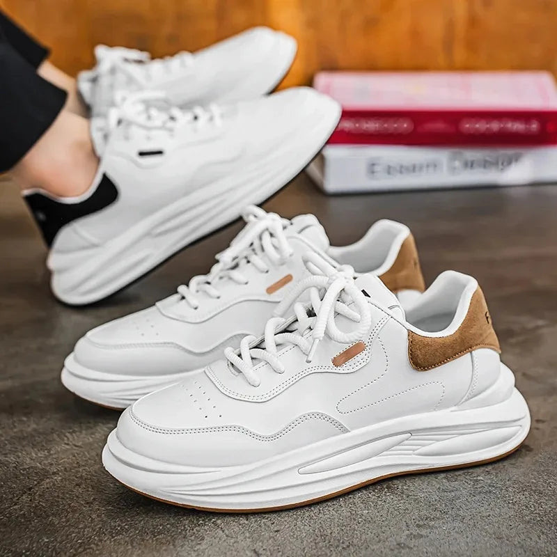 New Outdoor Casual Sports Shoes for Men Leather Fashion Non-slip Wear-resistant Four-season Men Shoes Student Trendy White Shoes