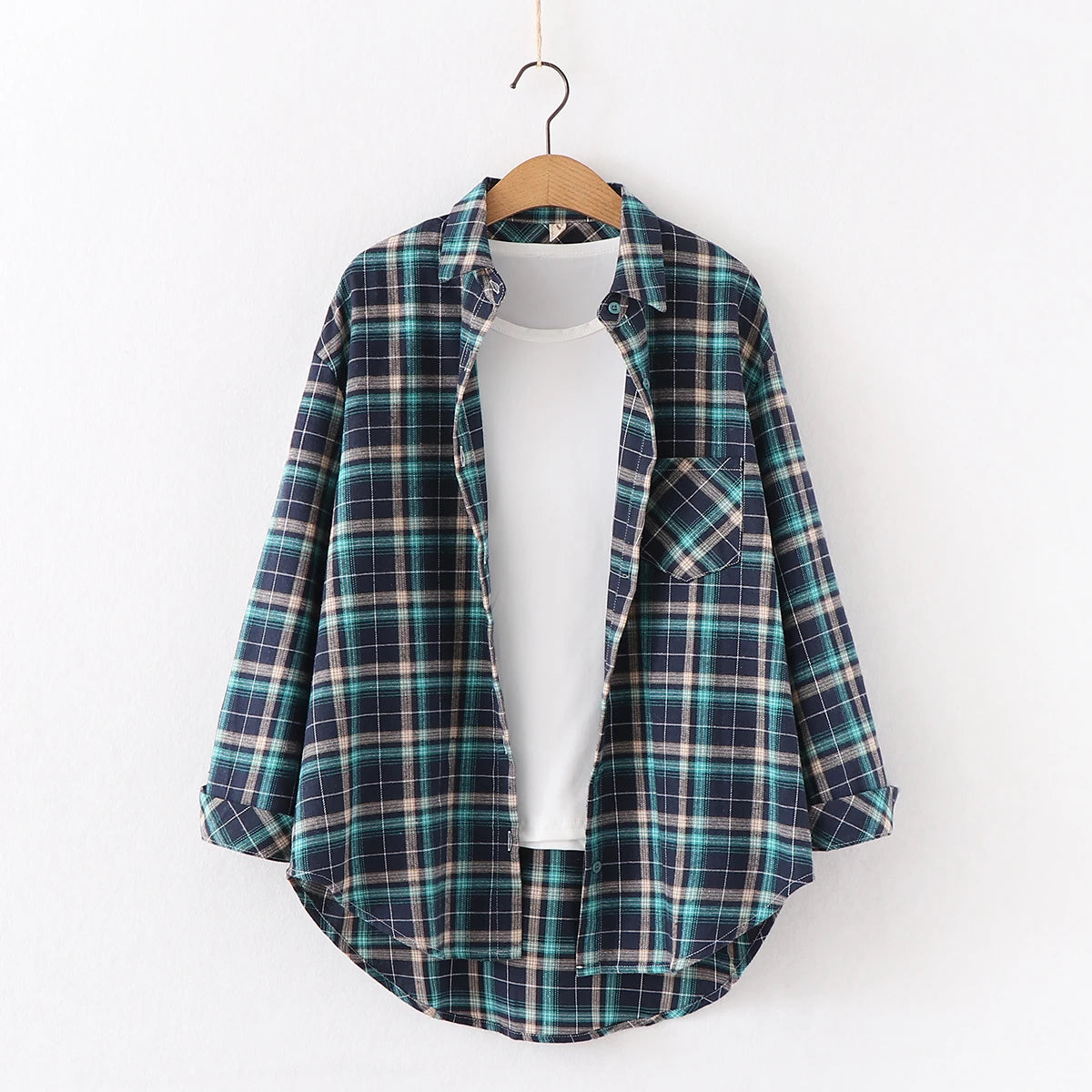 Fresh Flannel Plaid Shirt Women 2025 New Female Blouses and Tops Cotton Loose Long Sleeve Casual Shirts Fine Women's Clothes