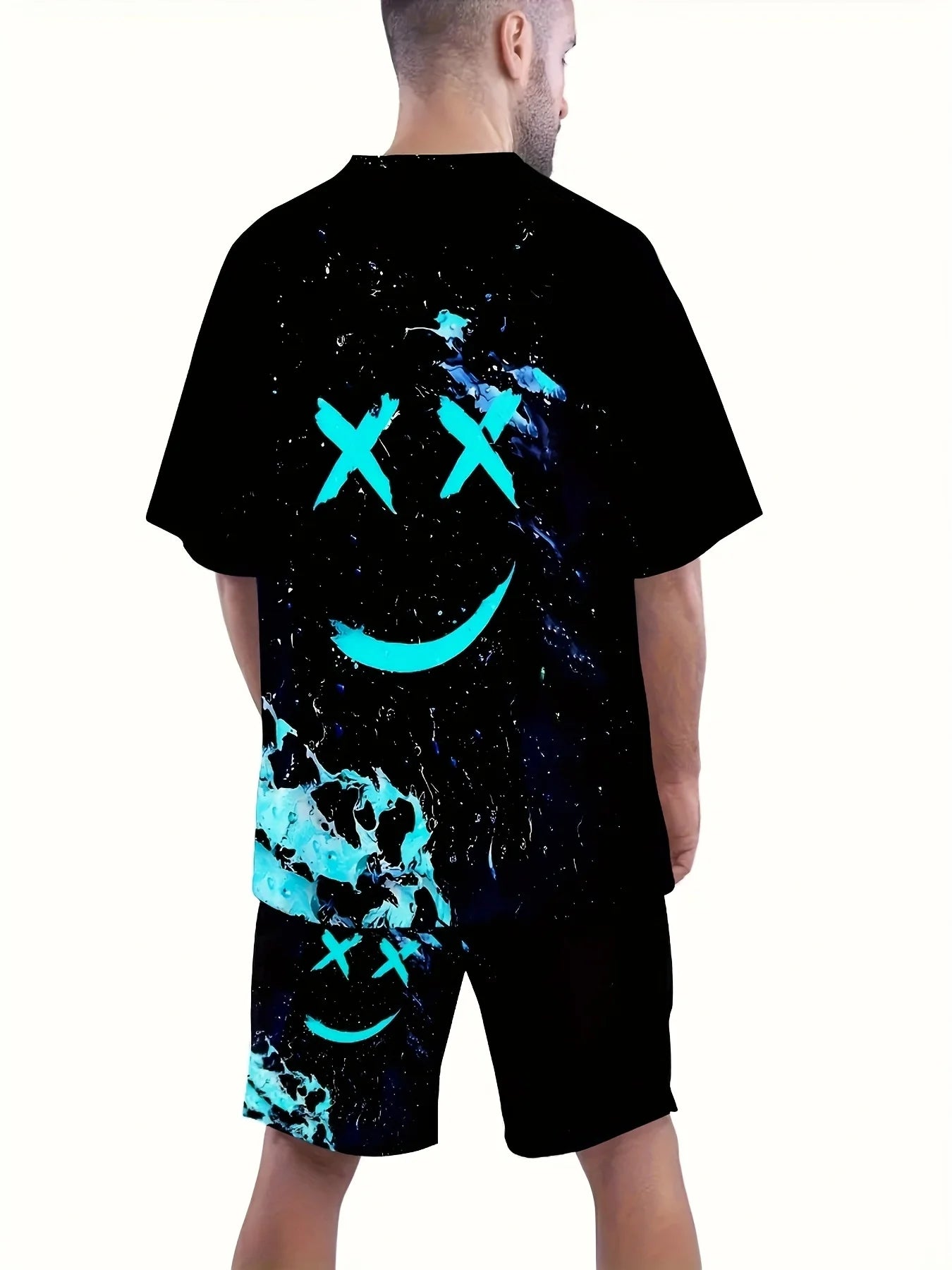 The 2025 summer new men's suit with smiling face print is comfortable, soft, breathable, lightweight, quick-drying and sweat-abs