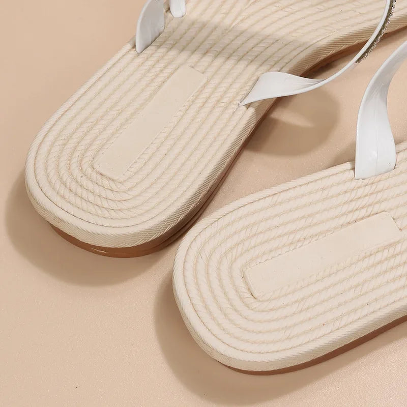 Women Summer Flat Rhinestone Flower Beach Slippers Comfy Clip Toe Lady Flat Beach Sandals Casual Female Flip Flops Zapatos Mujer