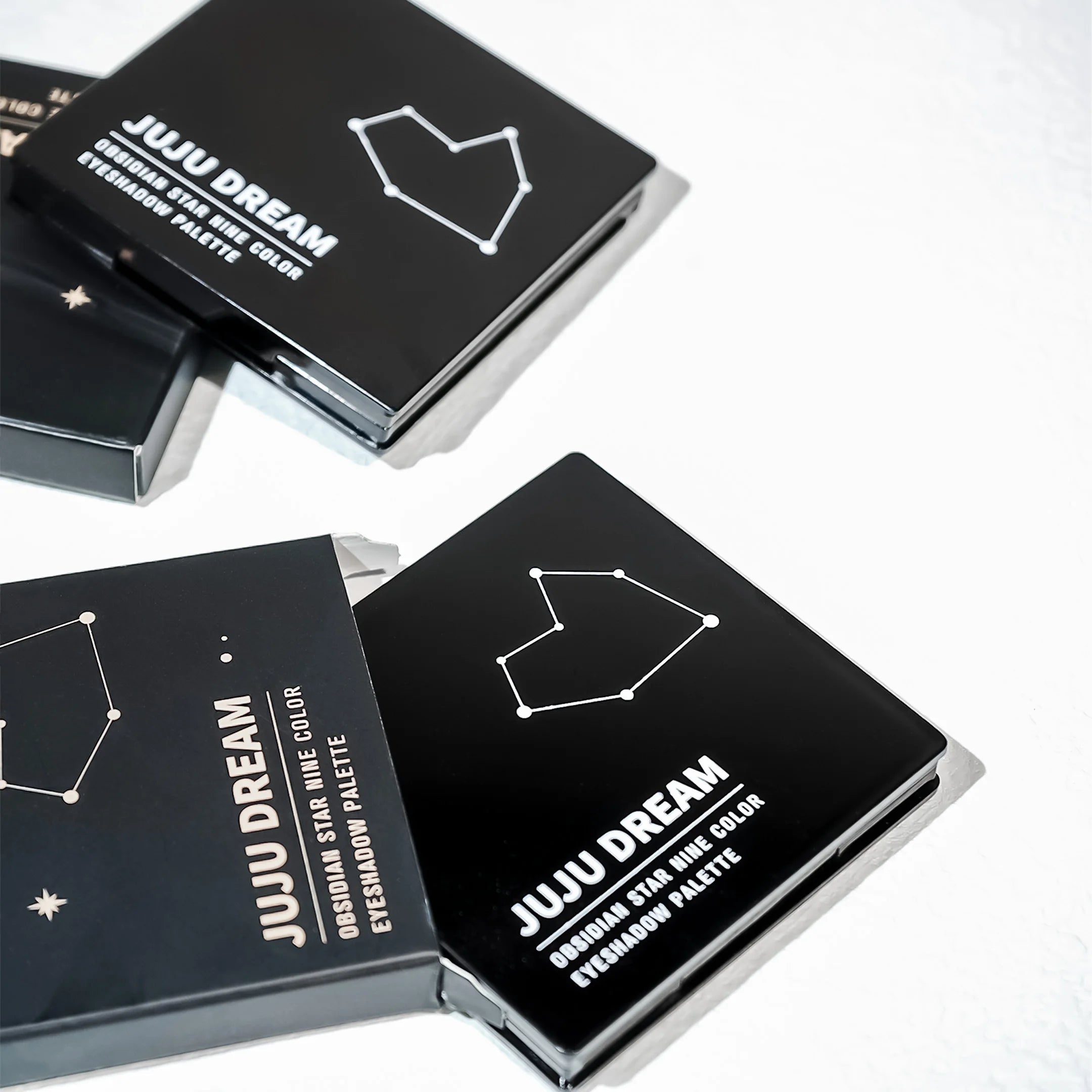 Nine-color eyeshadow palette Makeup Brush, gray-pink smoky makeup, matte pearlescent silkworm brightening makeup