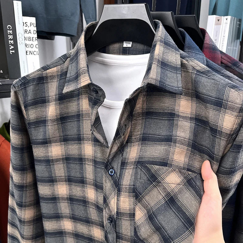 2025 Autumn New Men's Printed Striped Long Sleeved Shirt Casual Fashion Versatile Men's Top