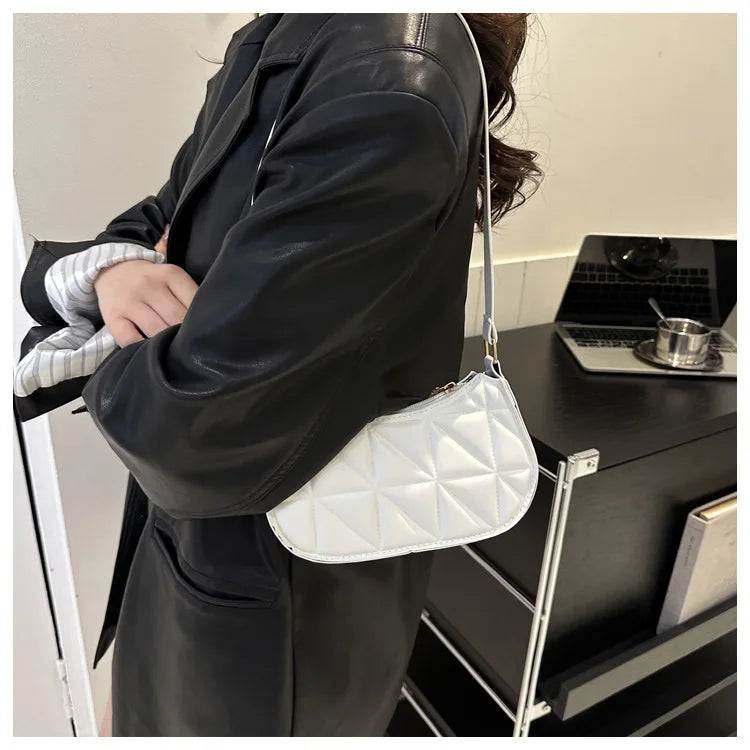 New Solid Color Casual Women's Handbags Shoulder Bag with Niche Retro Design Fashionable and Trendy Leather Crossbody Bags