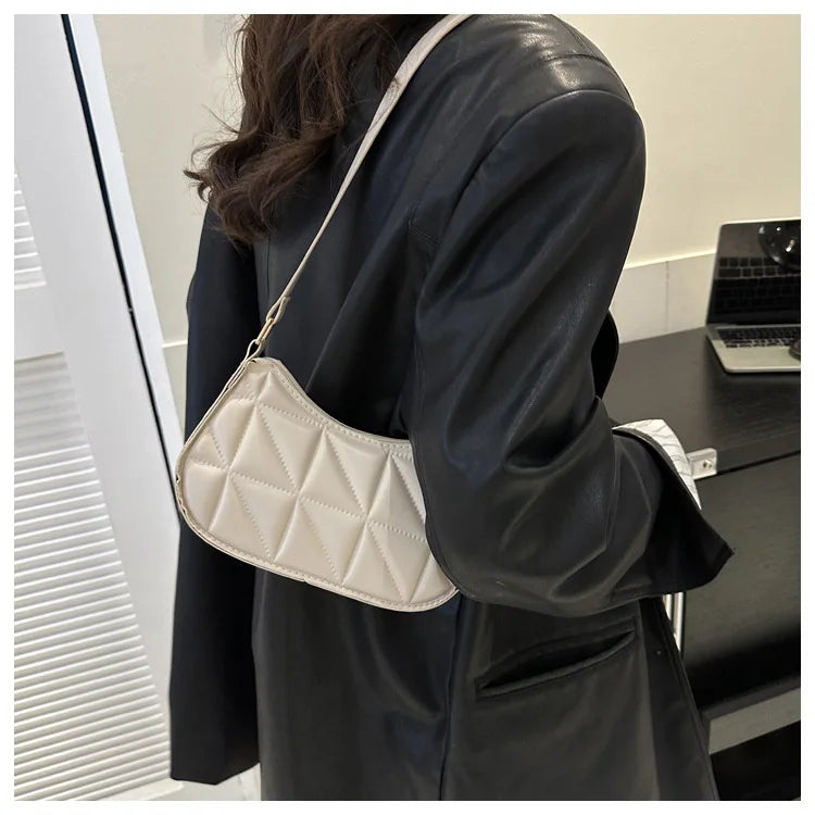 New Solid Color Casual Women's Handbags Shoulder Bag with Niche Retro Design Fashionable and Trendy Leather Crossbody Bags