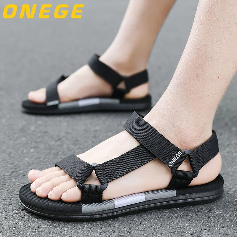 A Pair of Simple and Lightweight Beach Shoes, New Driver's Youth Sports Sandals, Men's Wear-Resistant, Non-Slip, Outdoor Soft-Soled, Anti-Odor Casual Shoes